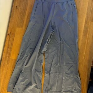 Lululemon Women’s Sky Blue Wide-Leg Pants
